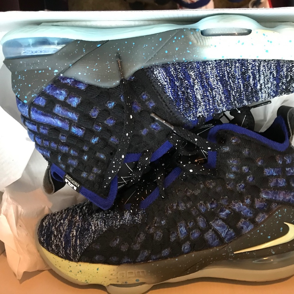 Nike LeBron 17 Constellations (GS)